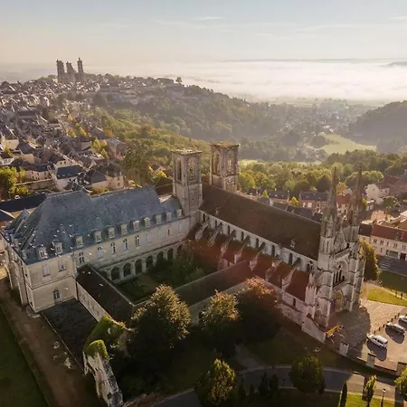 Maison Des Chenizelles *